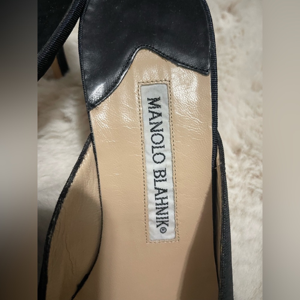 Vintage Fabric Manolo Blahnik Kitten Heel Mules - Picture 4 of 9